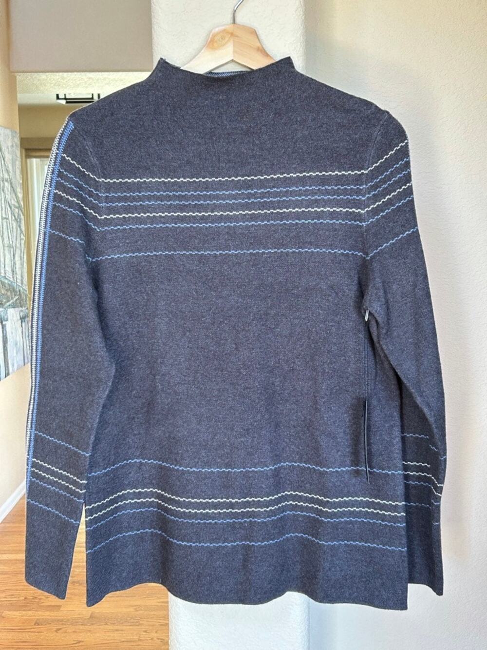 NWT Tahari Funnel Neck Micro Striped Long Sleeve Gray Sweater Sz L MSRP $98